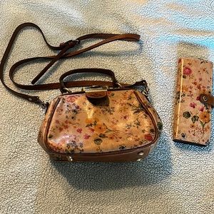 Patricia Nash purse and wallet